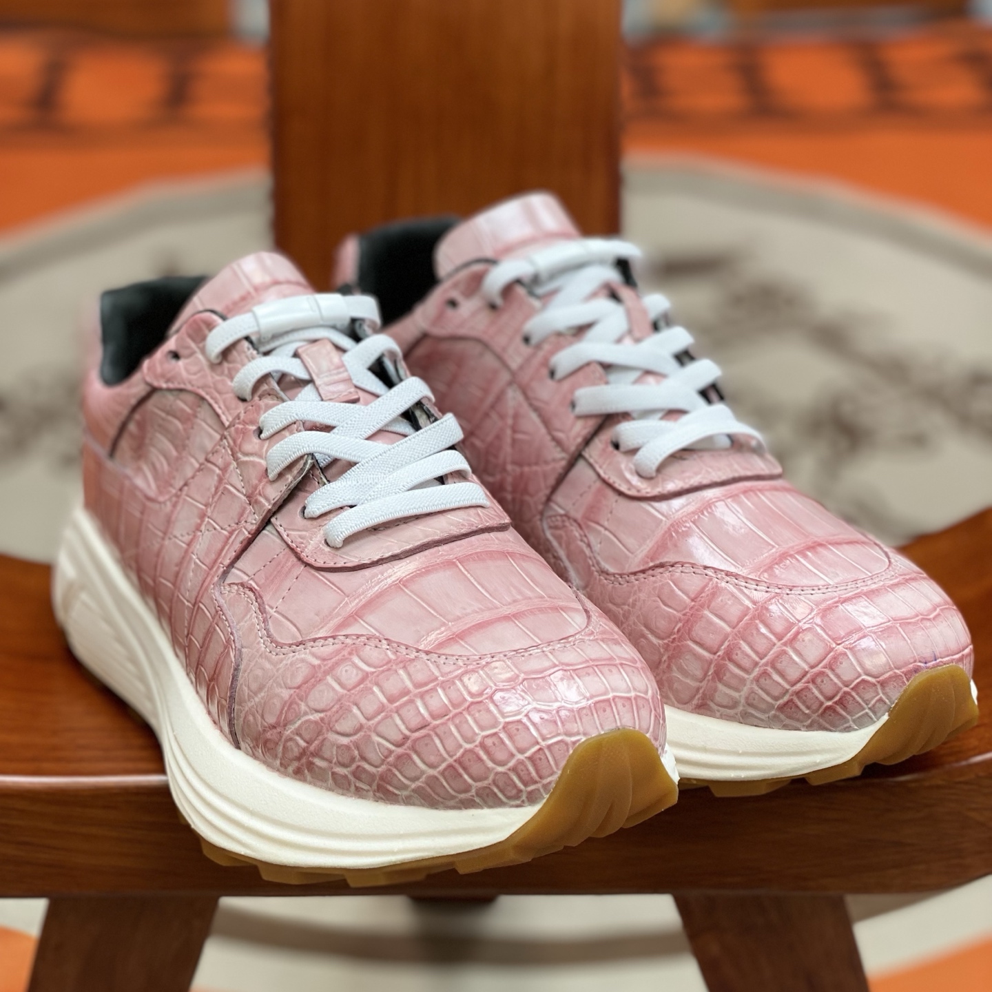 Crocodile Leather Belly Cut Hand-Finished Water-Dyed Running Shoes FCS011