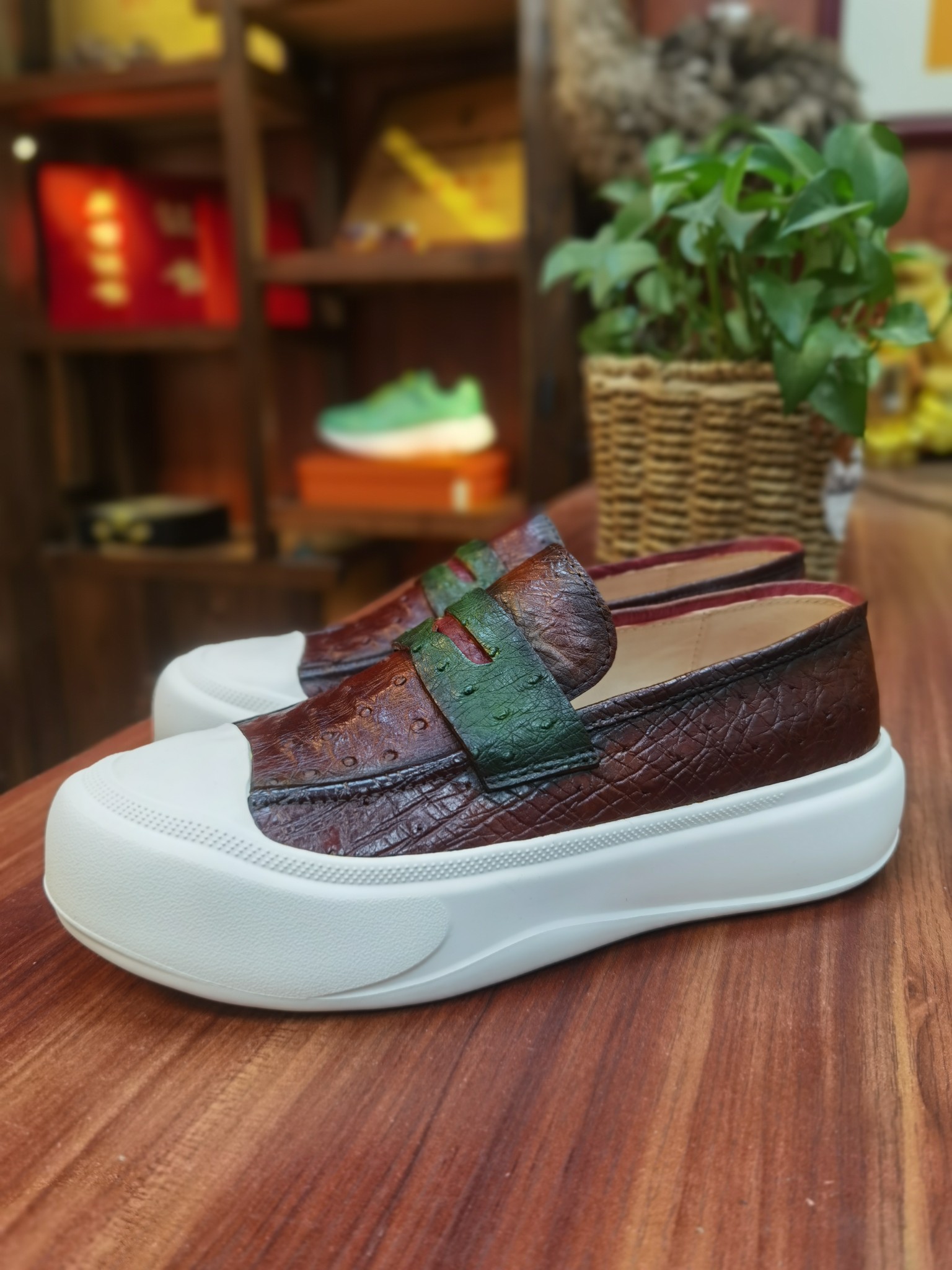 Ostrich Leather Lightweight Washed Breathable Slip-On Sneakers FOB001