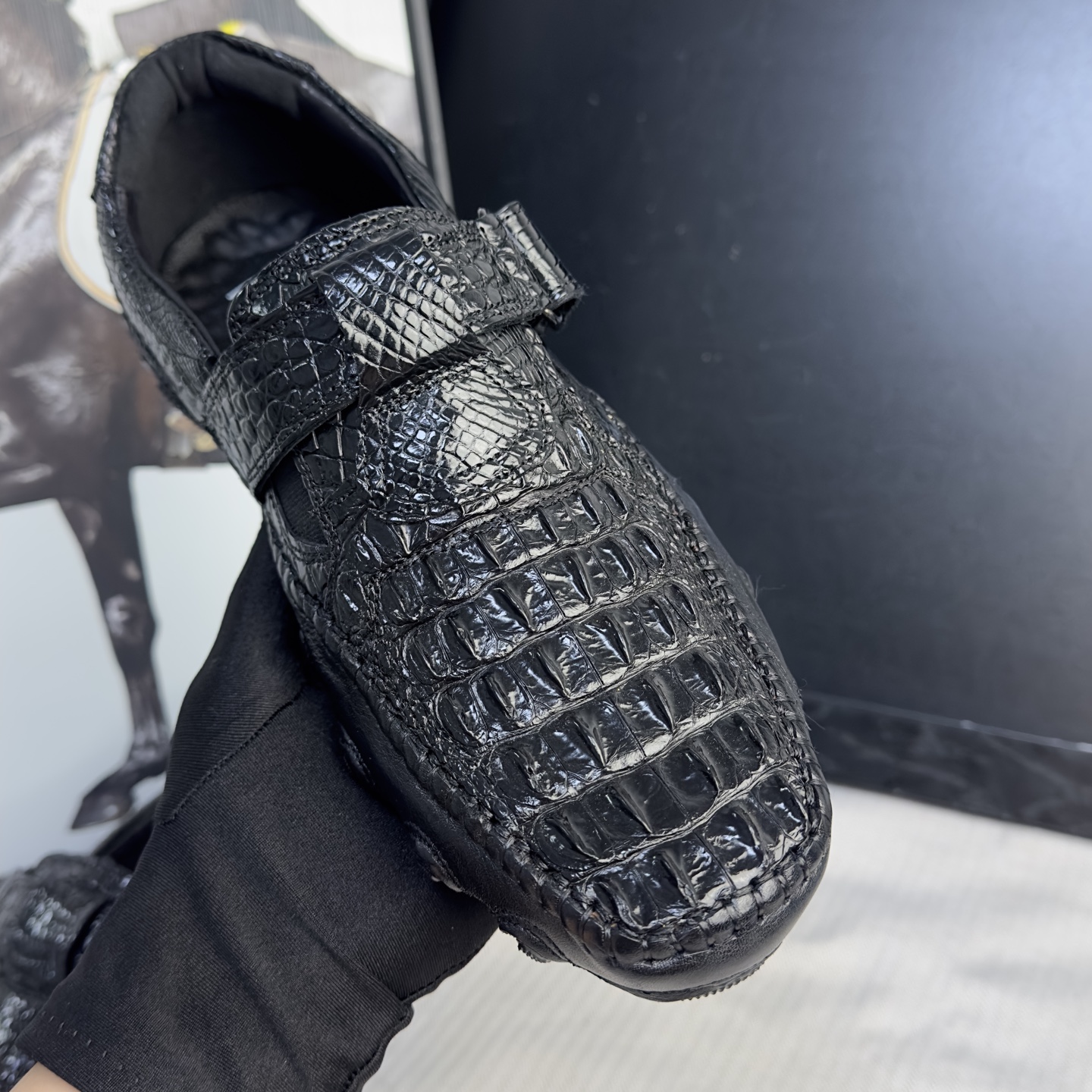 Crocodile Leather Black Hornback Hook-and-Loop Walking Shoes HCS003 photo 7