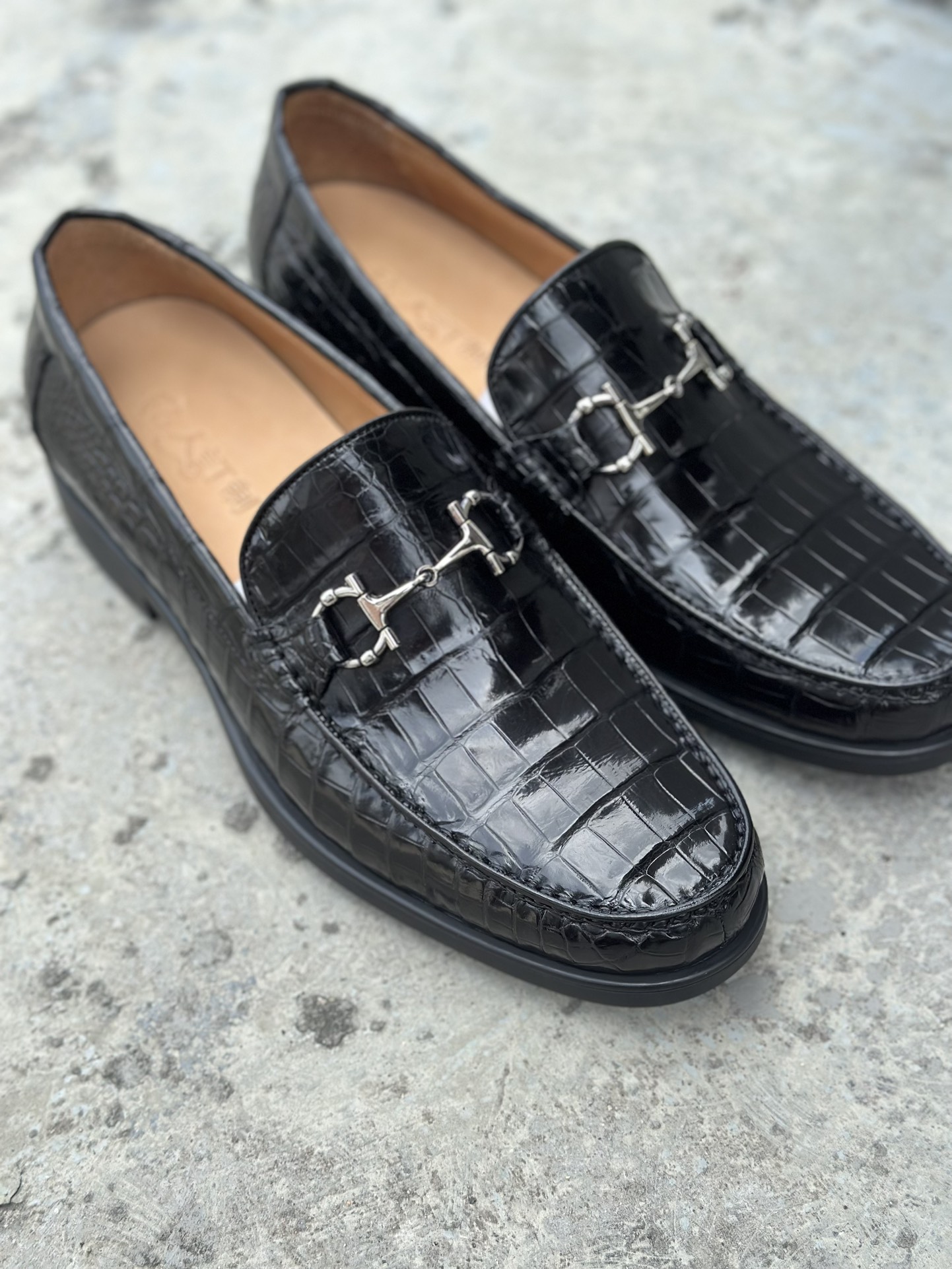 Crocodile Leather Black Belly Cut Glossy Bit Loafers HCS012 photo 4