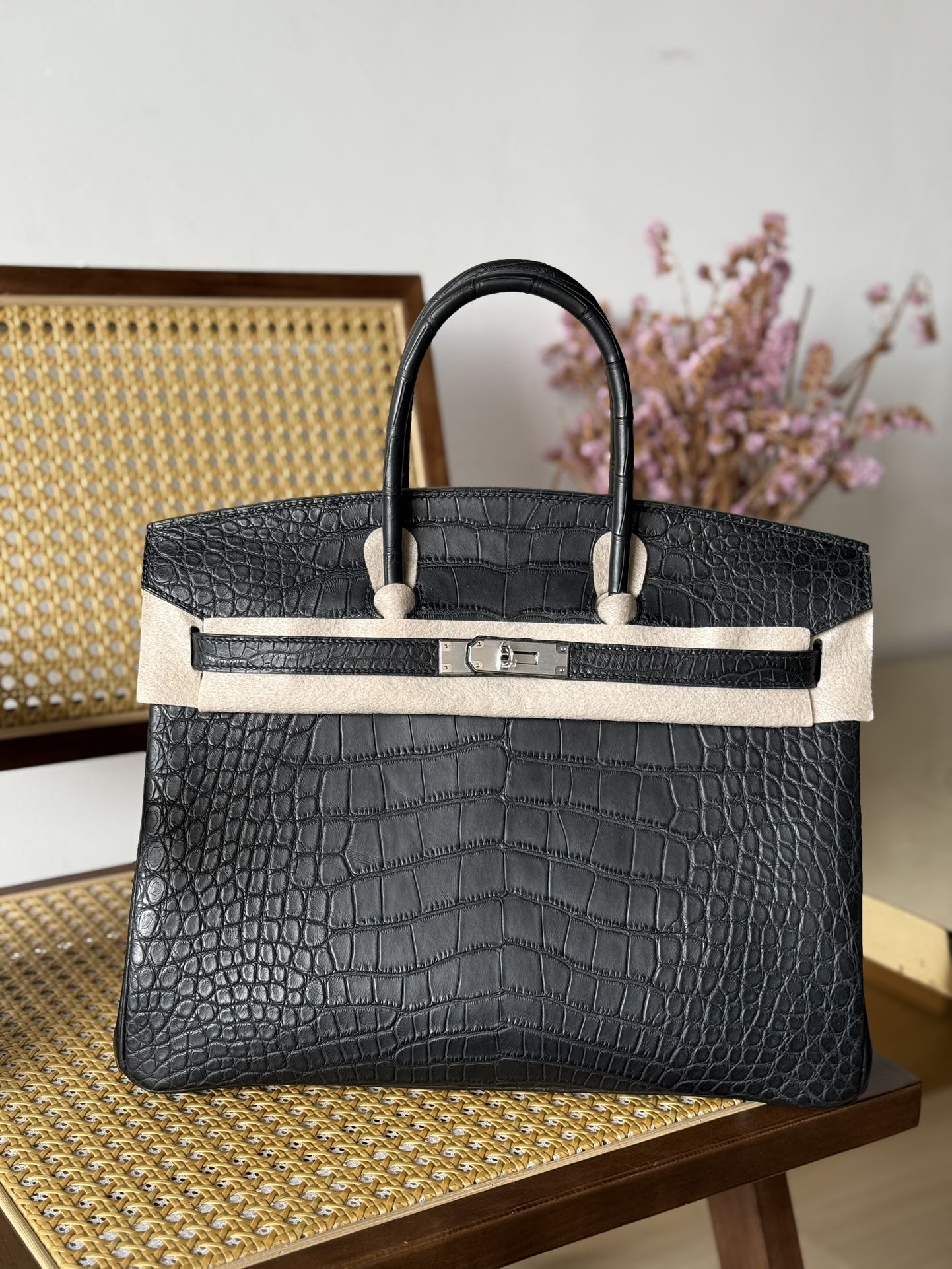 Alligator Leather Black 35cm Matte Water-Dyed Silver Hardware Top Handle Tote Bag WAB007