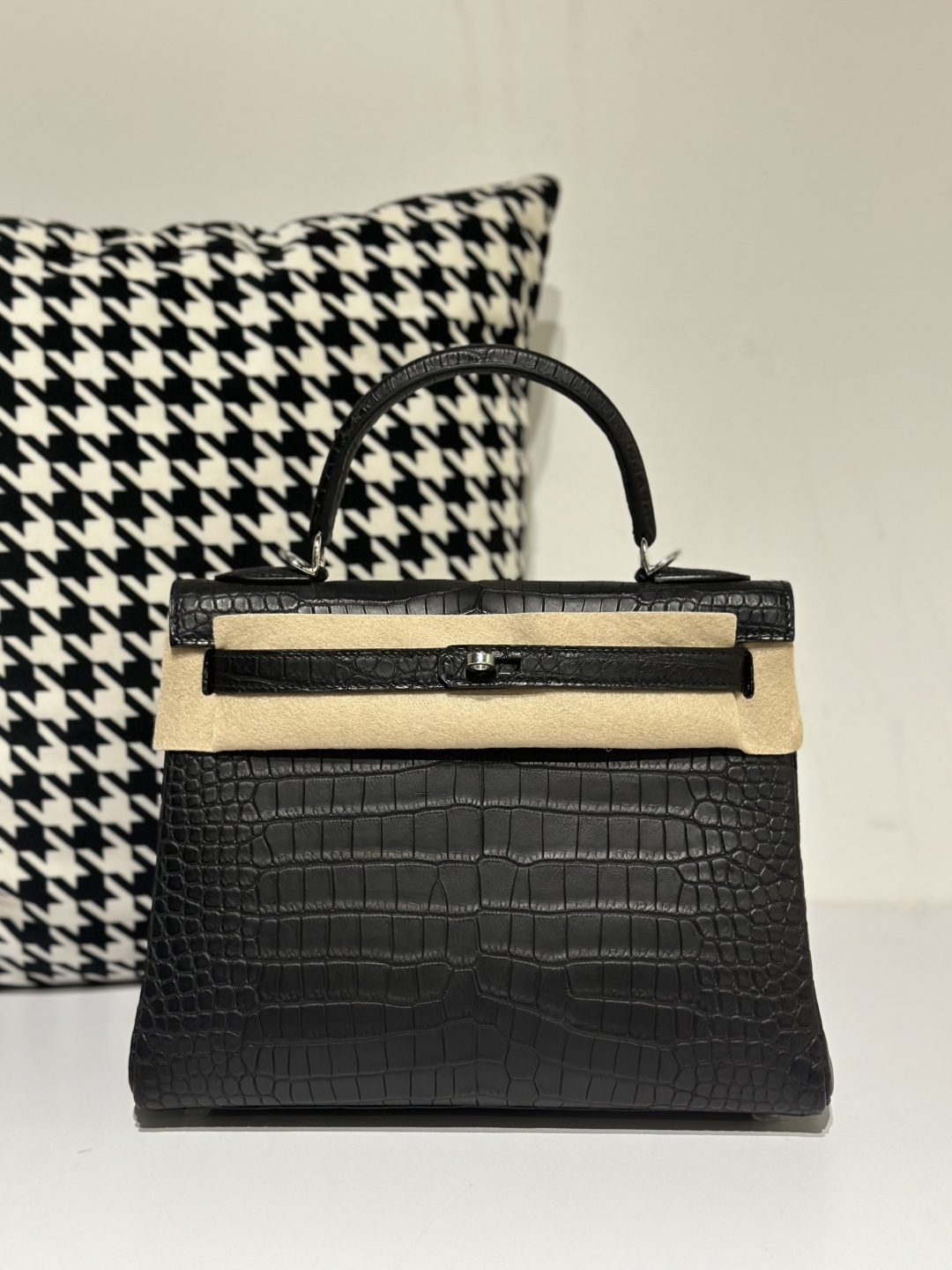 Crocodile Leather Inside Stitch Black 28cm Matte Silver Hardware Top Handle Bag WCB006