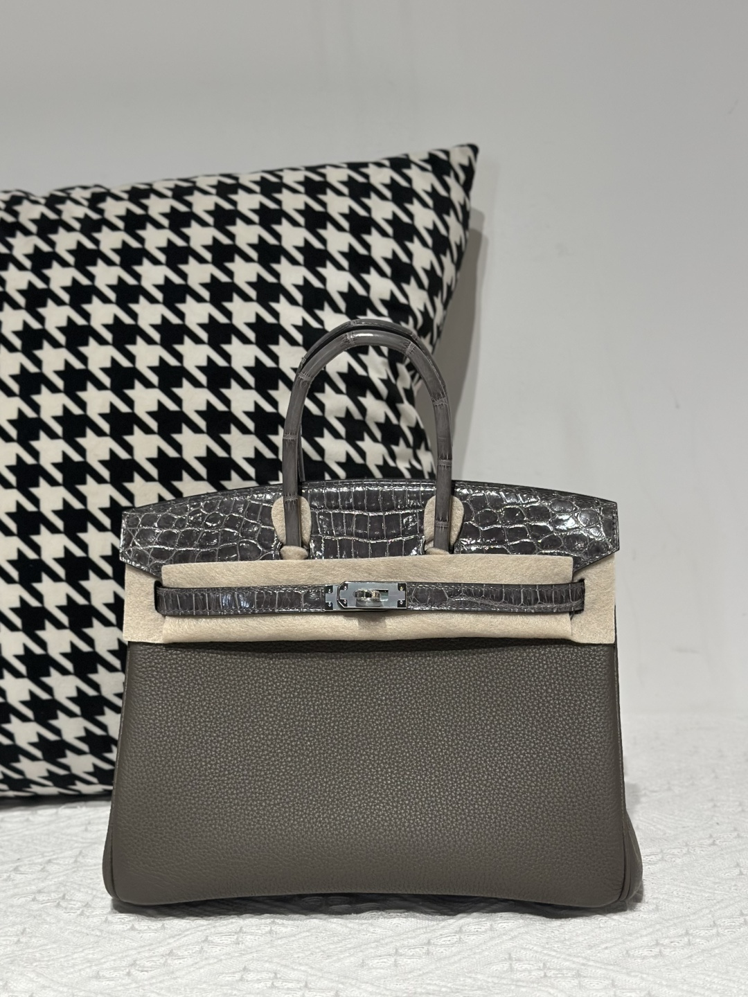 Crocodile Leather Gray 25cm Glossy Mixed Leather Silver Hardware Top Handle Tote Bag WCB018