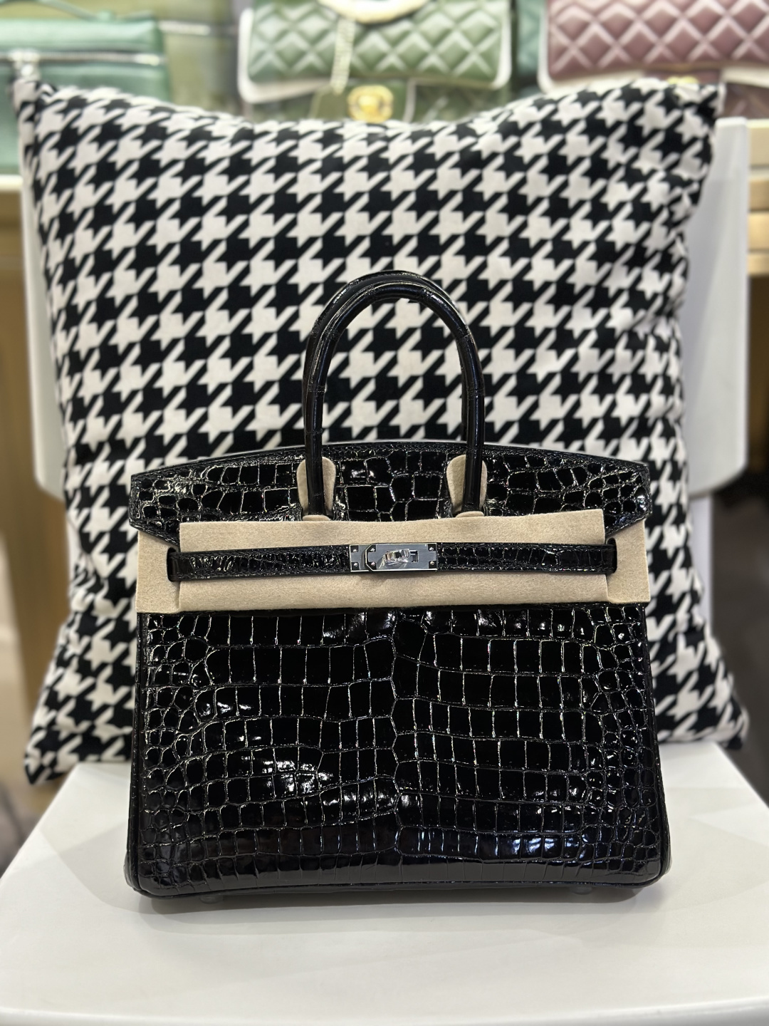 Crocodile Leather 25cm Glossy Top Handle Tote Bag Collection WCB034