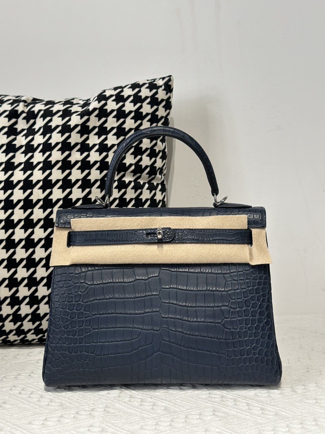 Crocodile Leather 28cm Matte and Glossy Top Handle Bag Collection WCB058