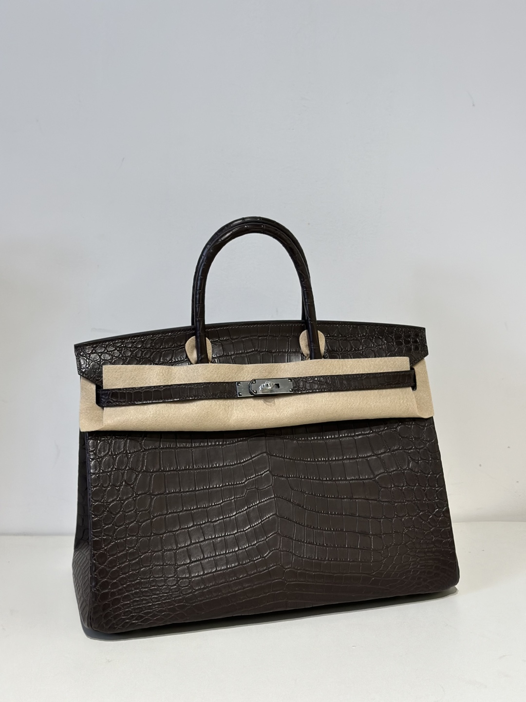 Crocodile Leather Ebony 40cm Matte Silver Hardware Top Handle Tote Bag WCB092