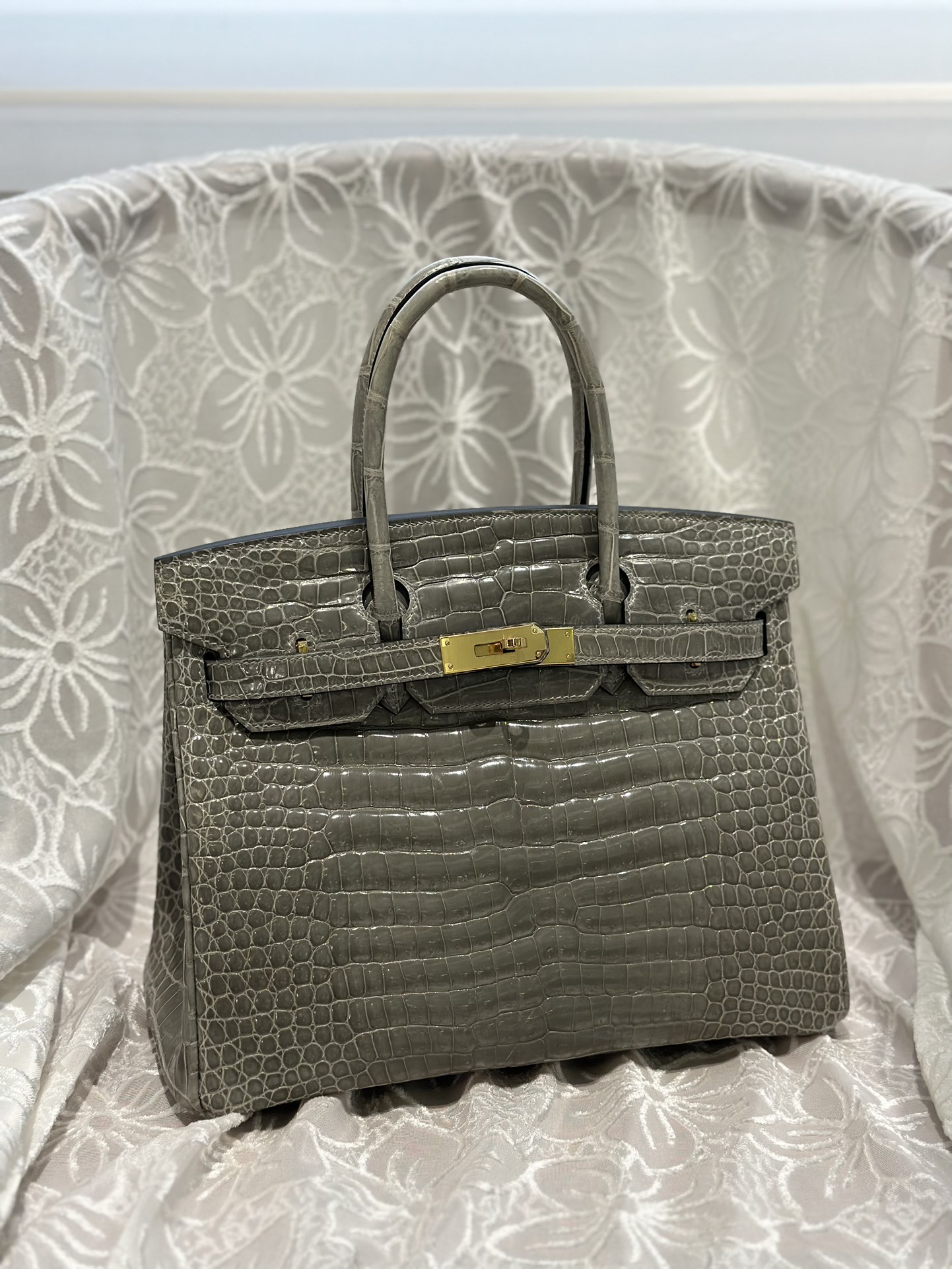 Crocodile Leather Dove Gray 30cm Glossy Top Handle Tote Bag WCB098