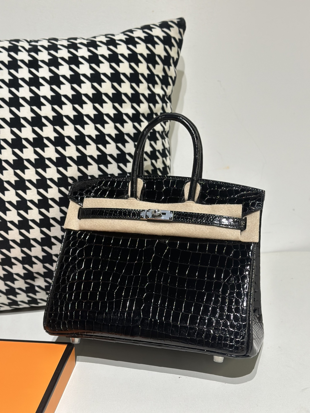 Crocodile Leather Black 25cm Glossy Silver Hardware Top Handle Tote Bag WCB130