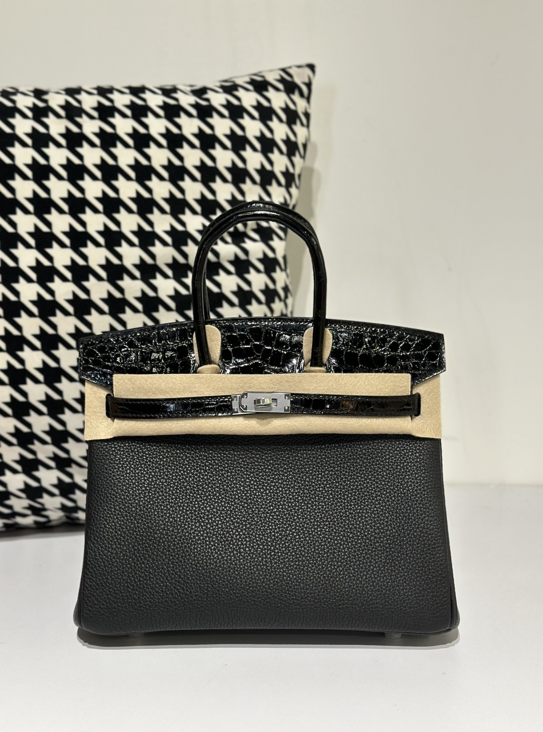 Crocodile Leather Black 25cm Glossy Mixed Leather Silver Hardware Top Handle Tote Bag WCB153