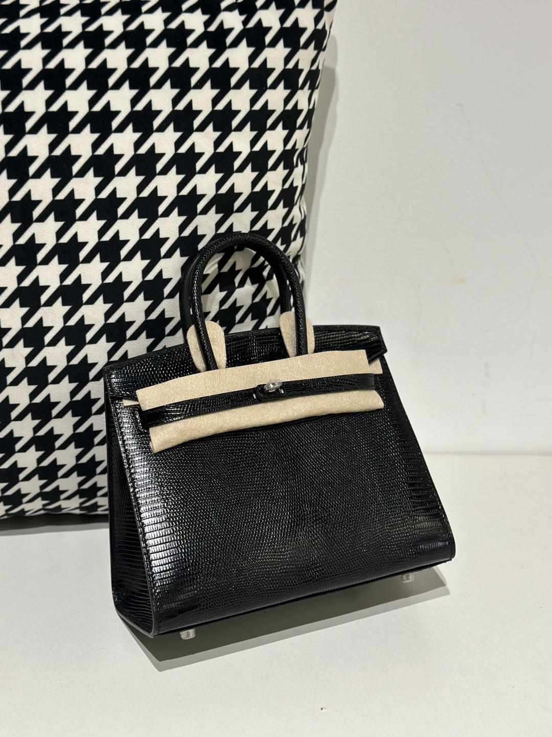 Lizard Leather Black 20cm Silver Hardware Top Handle Tote Bag WLB070