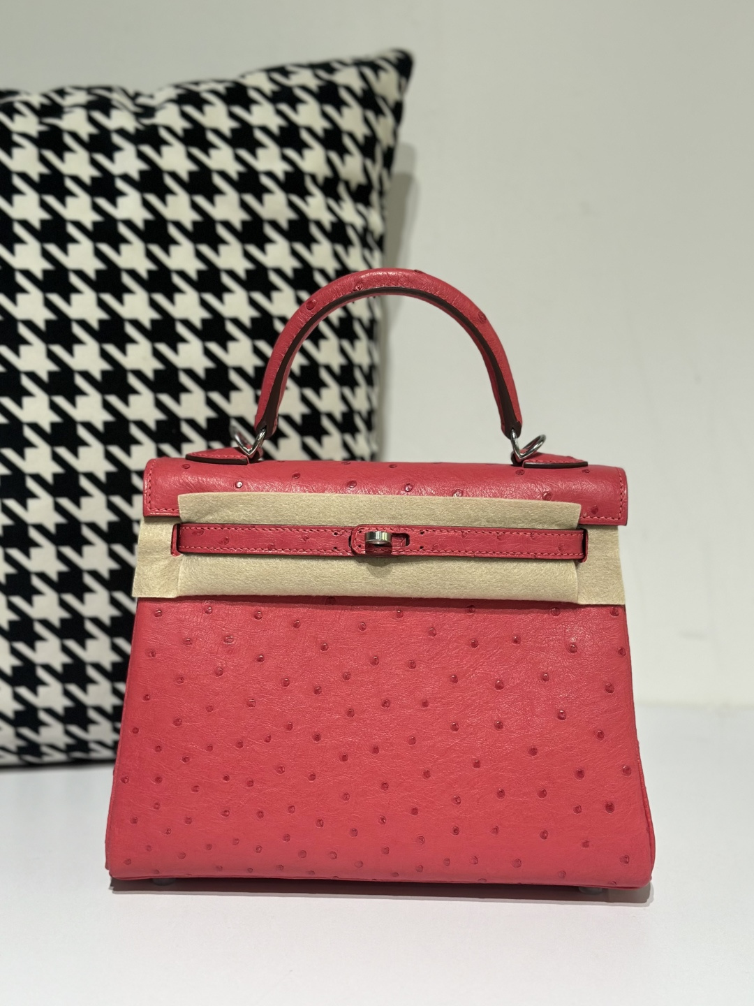 Ostrich Leather Candy Pink 25cm Silver Hardware Top Handle Bag WOB035