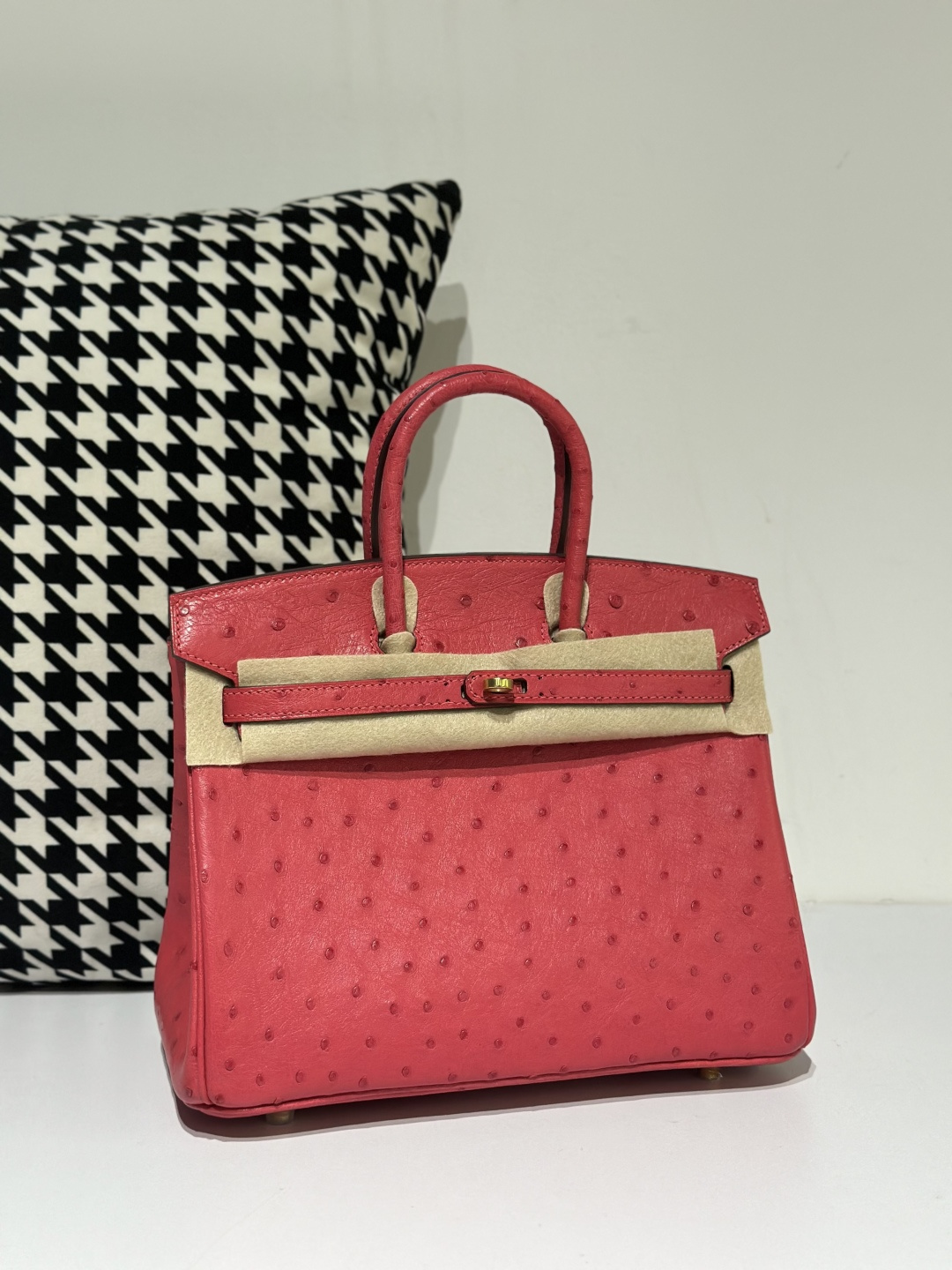 Ostrich Leather Candy Pink 25cm Gold Hardware Top Handle Tote Bag WOB048